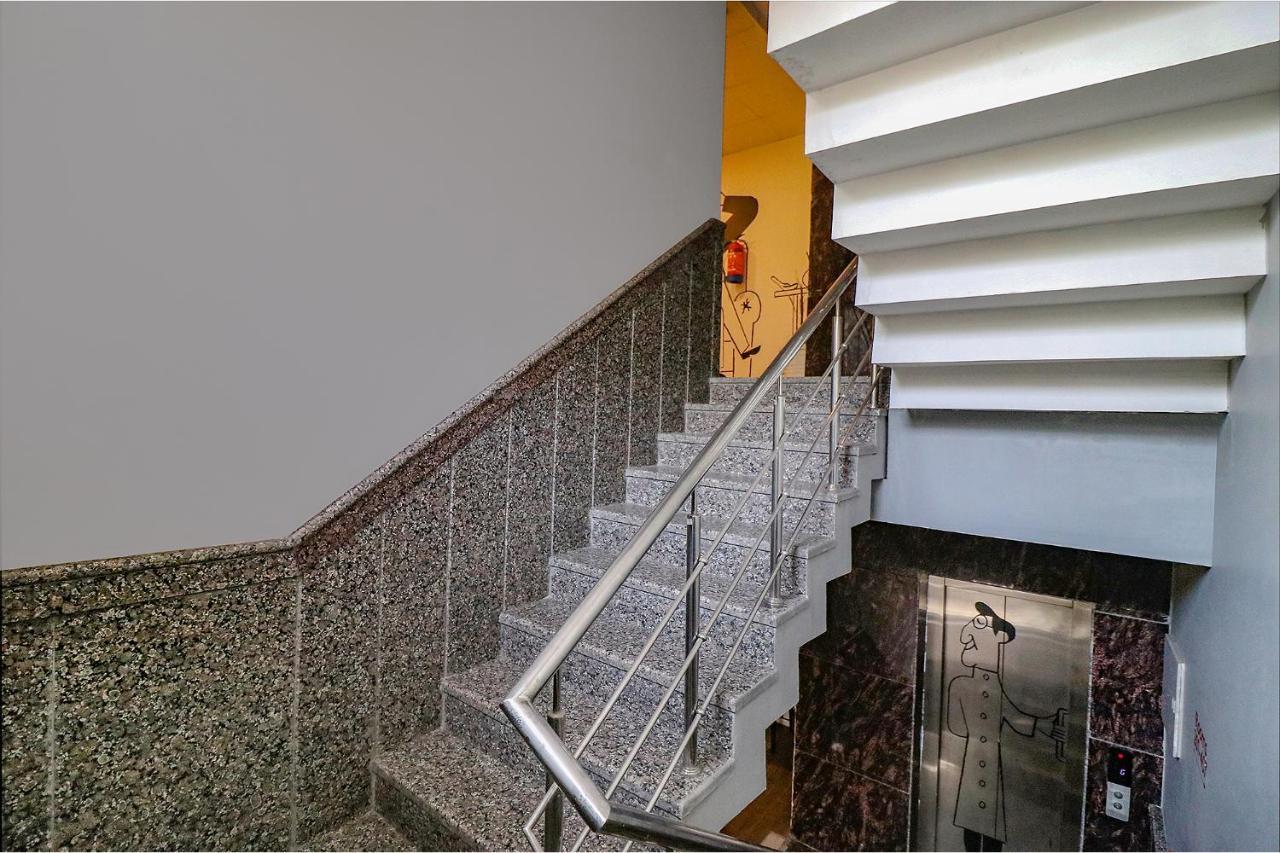 Fabhotel The Chaitanyas Rohini Sec 18 Delhi (National Capital Territory of India) Exterior foto