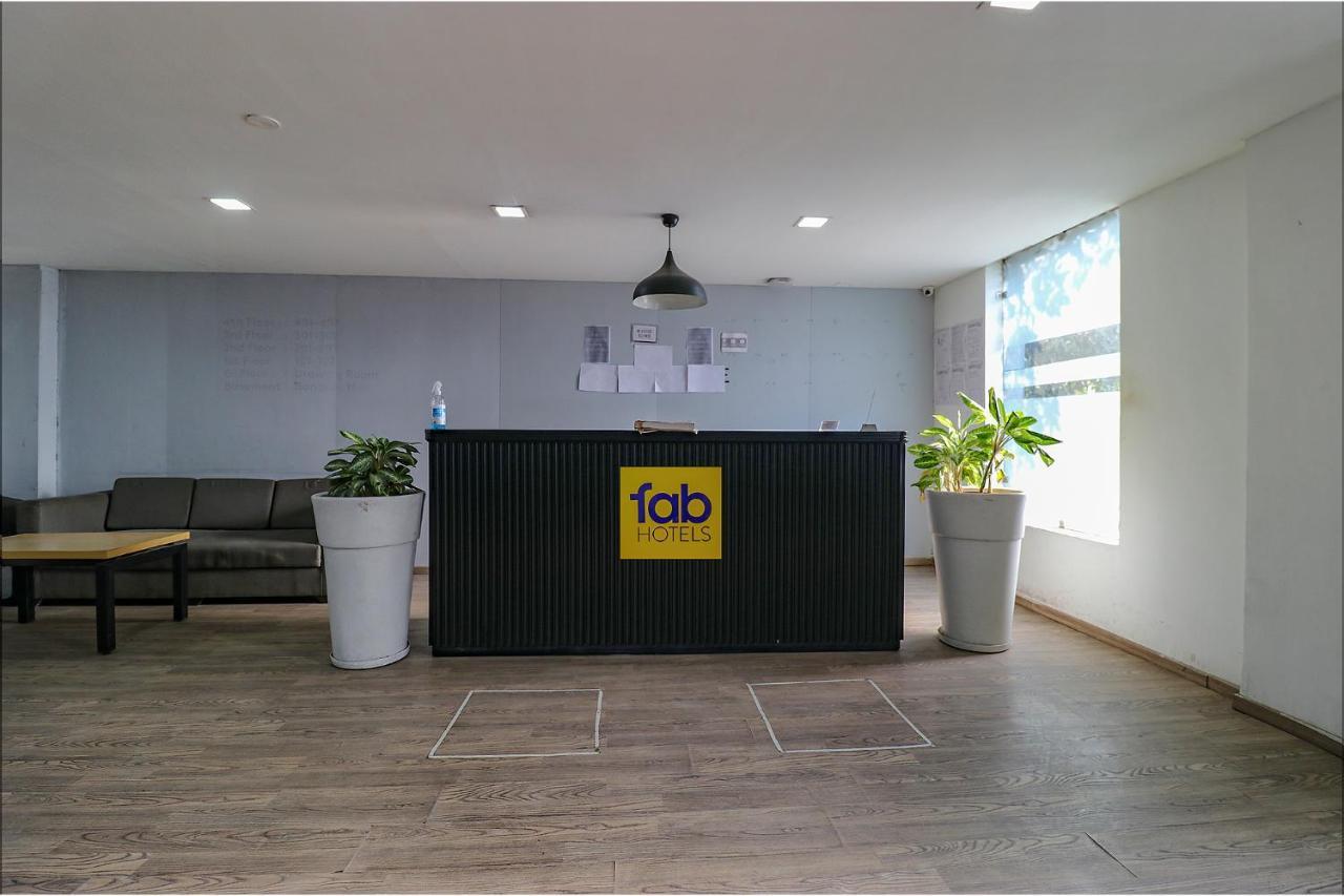 Fabhotel The Chaitanyas Rohini Sec 18 Delhi (National Capital Territory of India) Exterior foto